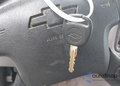 2006 Chevrolet Silverado 1500 Lt3 from USA, damaged, VIN 2GCEC13T661128104